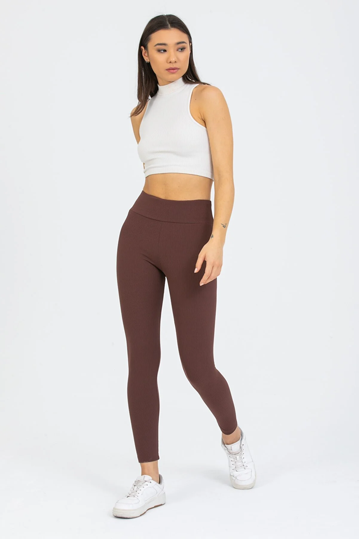 Braune gerippte Leggings mit hoher Taille 0608