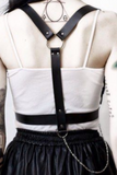 Eleganter einzelner Harness-Gürtel aus Kunstleder mit Bindeband unterhalb der Taille für das Kleid 700999