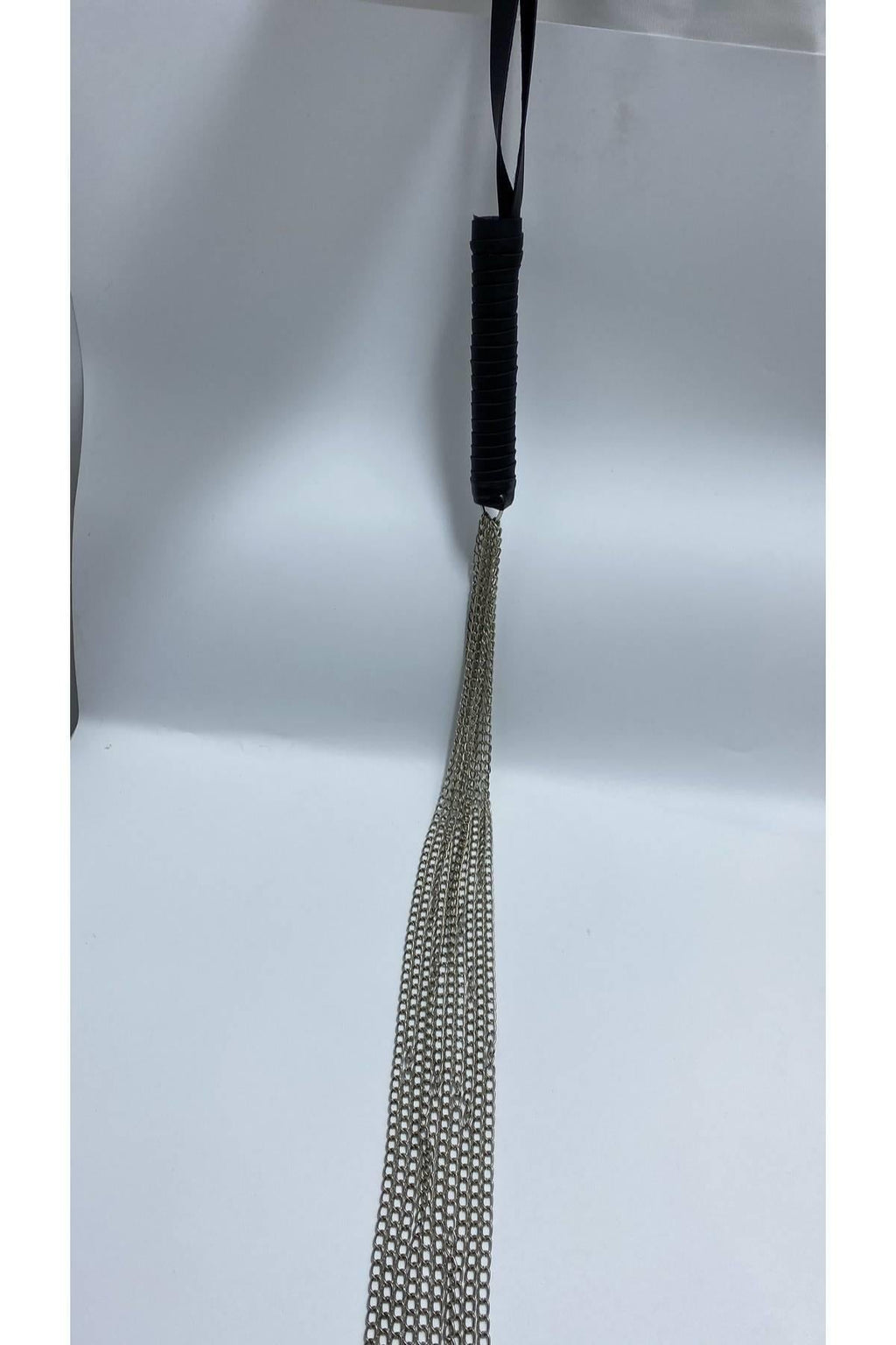 Ausgefallene Harnesspeitsche mit Kette 700858