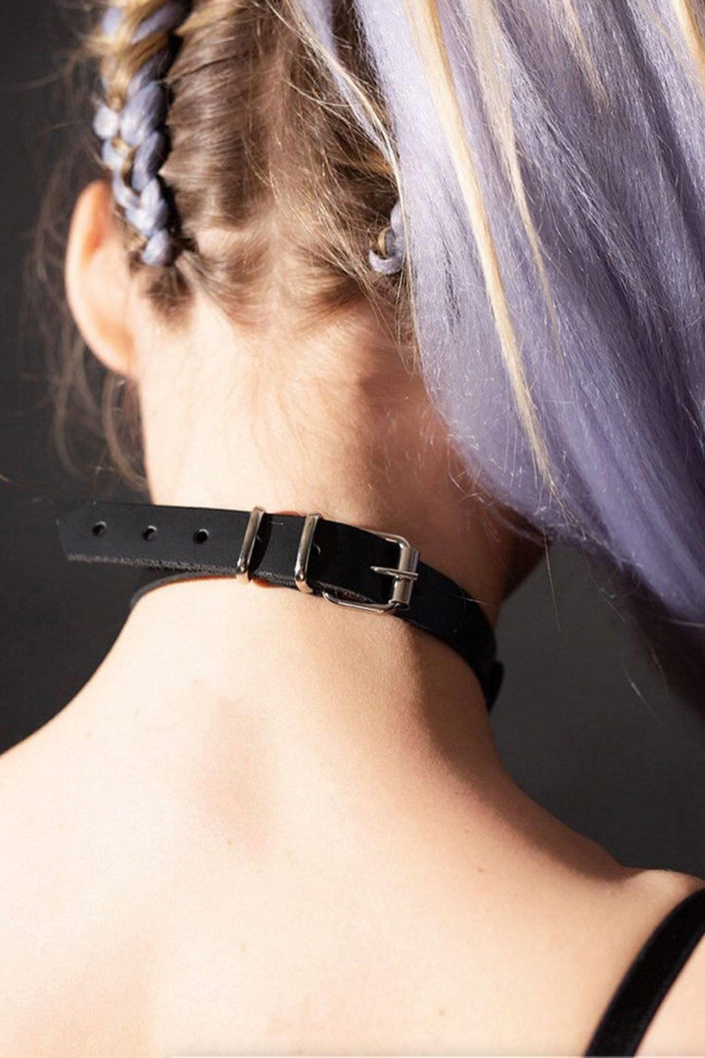 Lederharnisch Damen Accessoire mit Mittelteil Doppelring 019 
