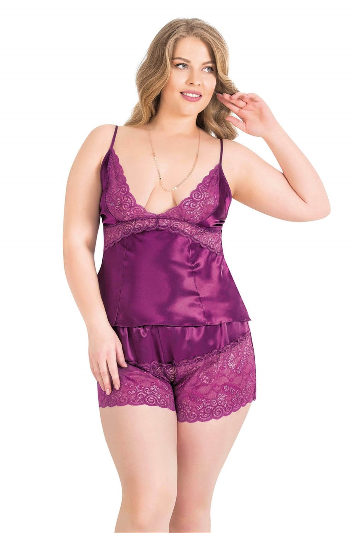 Lilafarbenes Babydoll-Shorts-Set aus Satin in Übergröße