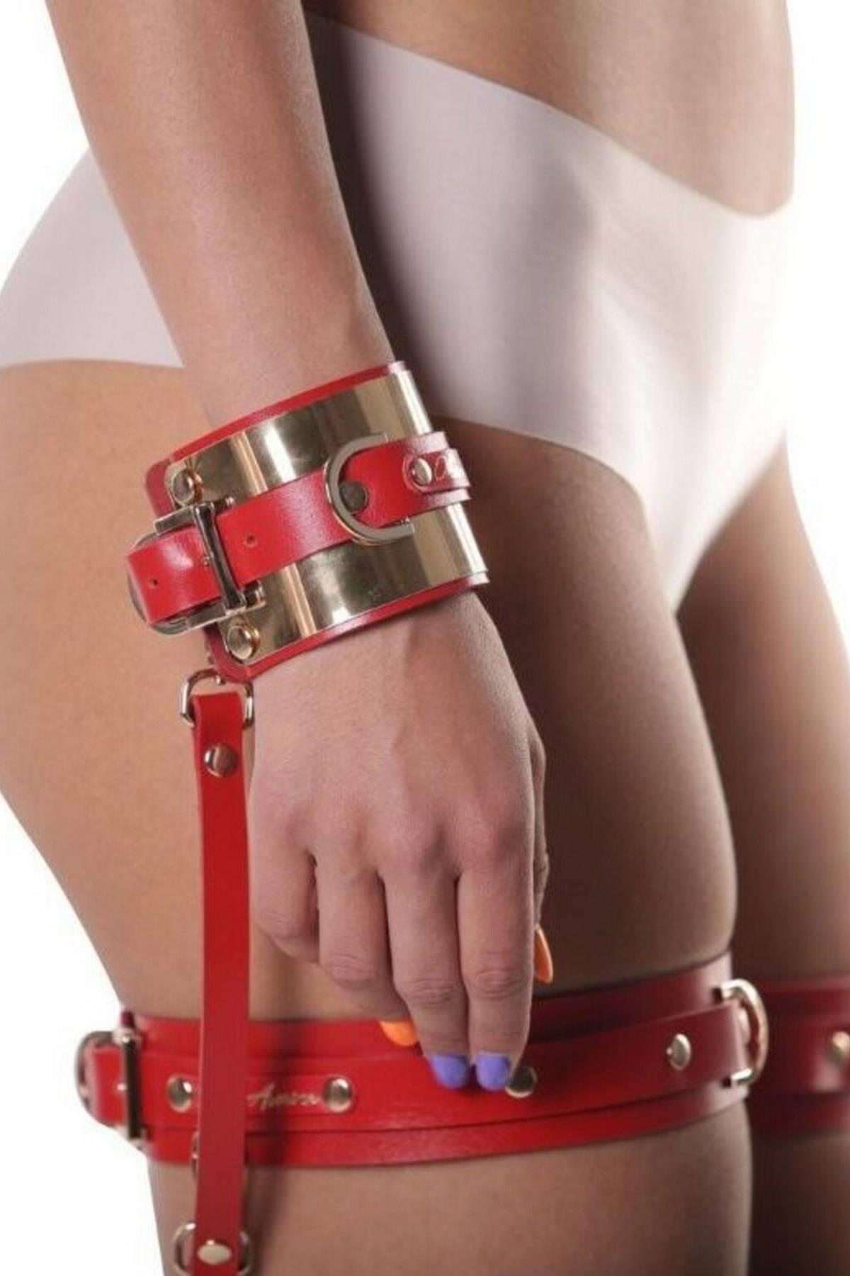 Roter Strumpfgürtel mit Befestigungsarmband, Unterwäsche 700738