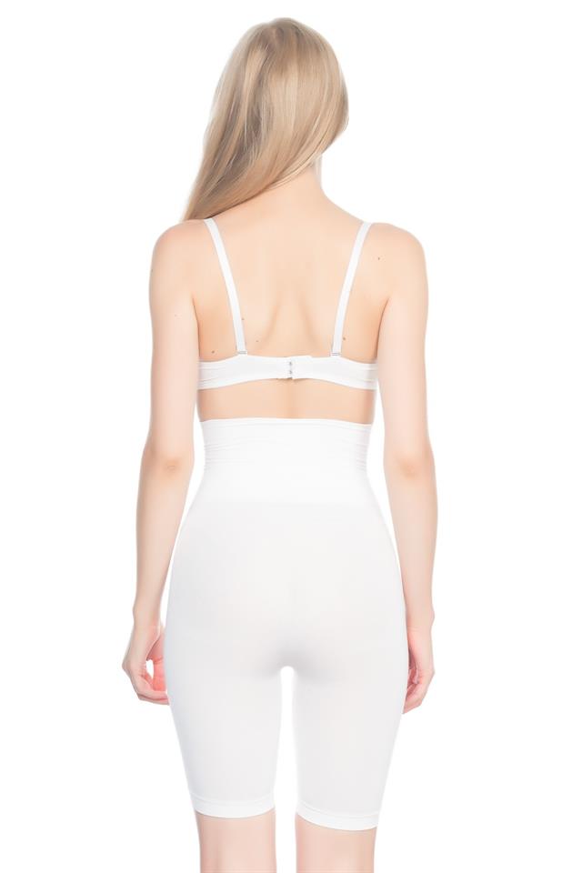 Weiße 3200-Hose unter weichem Doppel-Boxerkorsett