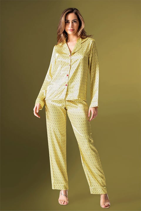 Damen-Pyjama-Set aus Satin in Gelb, 2-teilig
